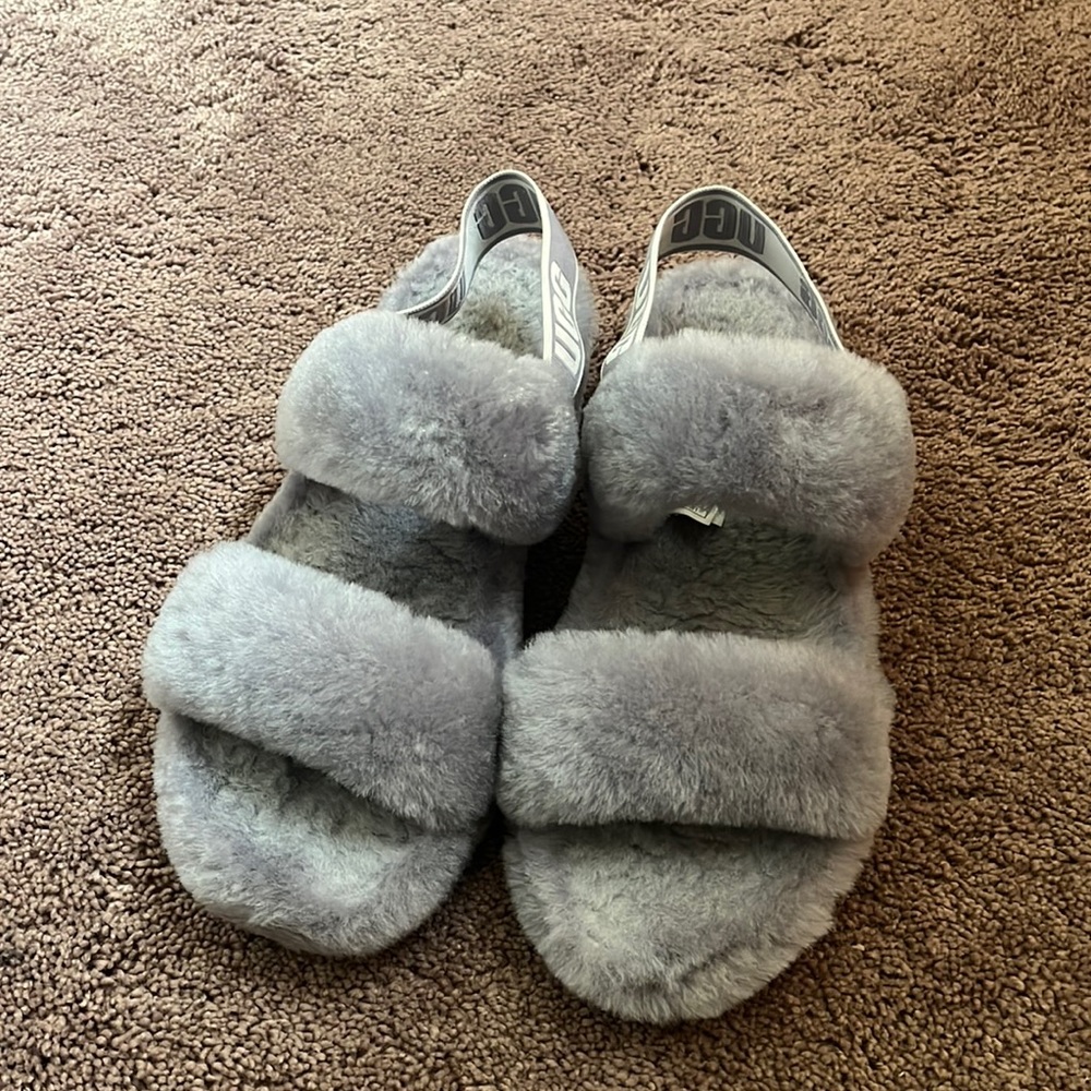 Lilac ugg fluff slippers